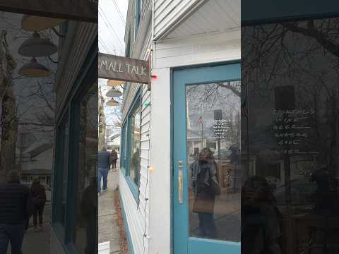 Explore Kingston & Woodstock with us  😊#kingston #woodstock #knitting