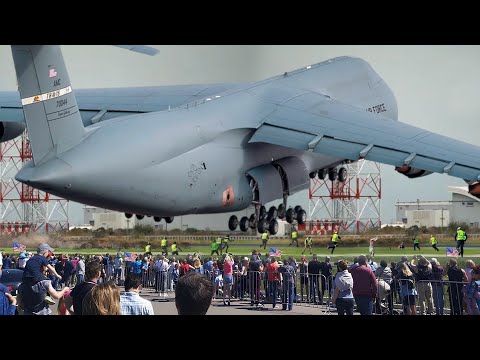 US Air Force C-5 Female Pilot Crew Make Extremely Takeoff Maneuver to Approaching Asia