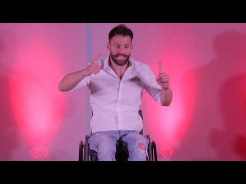 Εγώ είμαι μαχητής, έχω μάθει να μάχομαι | Antonis Tsapatakis | TEDxTechnicalUniversityofCrete