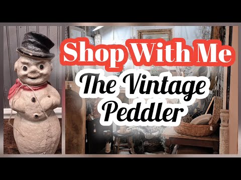 No Fussing, Hustling Or Bustling! Just Happy Holiday Vintage Treasure Hunting (& Christmas Music)