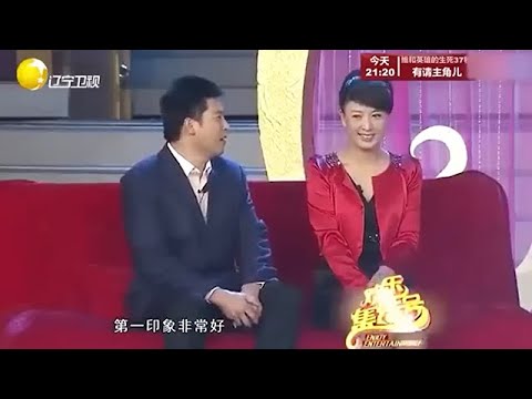 小品 孫濤和闫學晶兩口子吵架，竟是因爲董卿！台下本尊笑得直捂嘴！