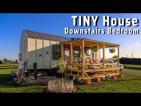 Couple DOWNSIZES into 280 Sqft Tiny House for a Simple Life