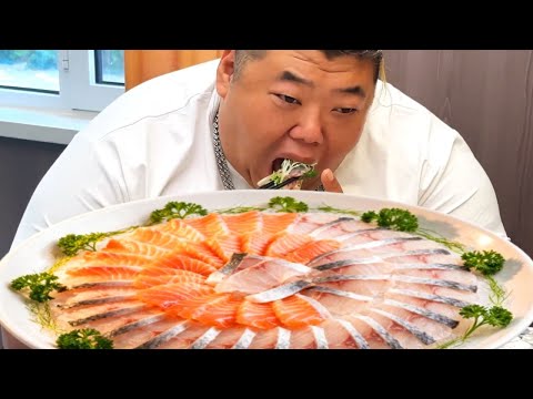 猴哥高了两条龙趸，让朋友做成好吃的鱼生，真是肉质甜美！【胖猴仔】