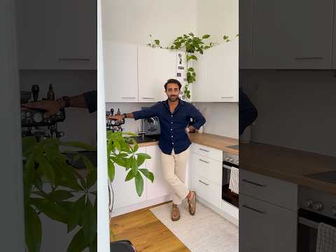 Nasirs renovierte Altbauwohnung im modernen Mid-Century Stil 😍