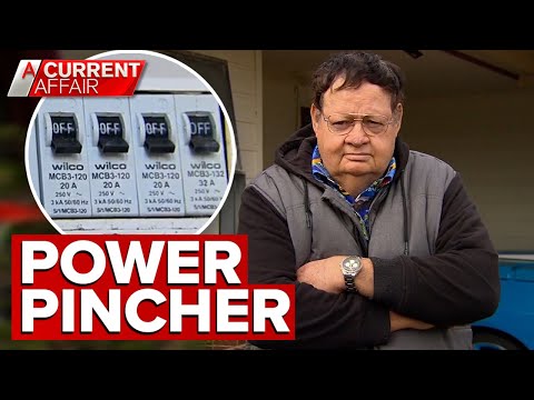 Pensioner's unique method to save money on power bills | A Current Affair
