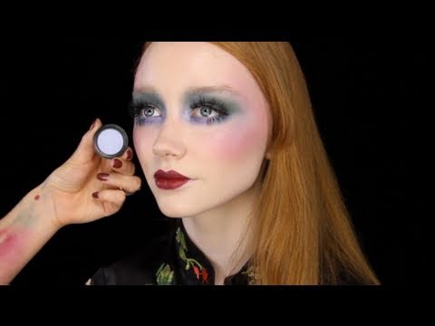DRAMATIC MAKEUP USING 50 YEAR OLD VINTAGE COSMETICS