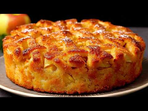 The famous German apple pie that drives the world wild! Made from an ancient recipe!