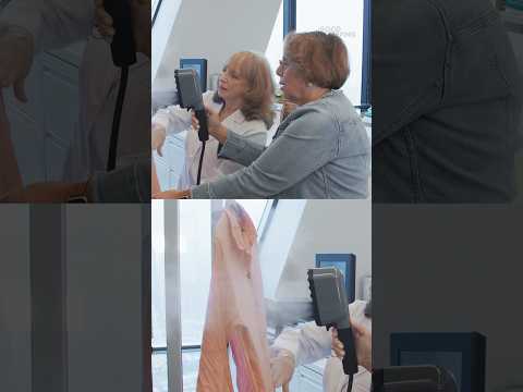 Goodbye iron, hello steamer. We put @brunchwithbabs to work at GH and she’s never going back.