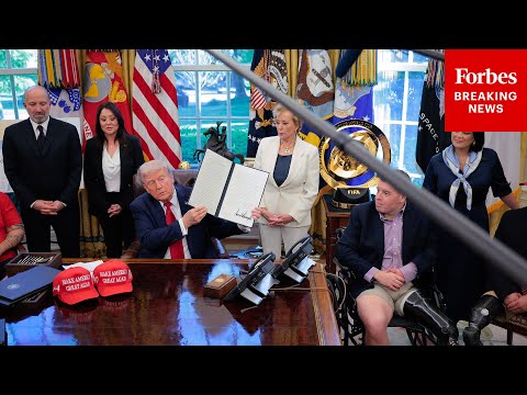 BREAKING NEWS: Trump Takes Multiple Questions From Press During Oval Office Meeting With Veterans