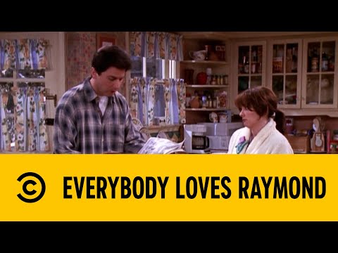 25 Minutes Of Relatable Family Comedy | Everybody Loves Raymond