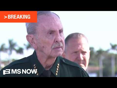 BREAKING: FBI holds press conference on armed suspect killed near Mar-a-Lago