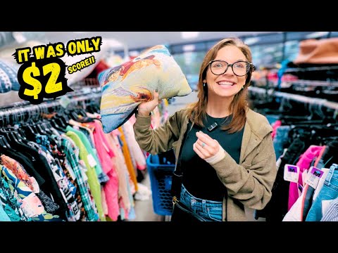 THIS IS SO COOL!!! (it was just sitting there)