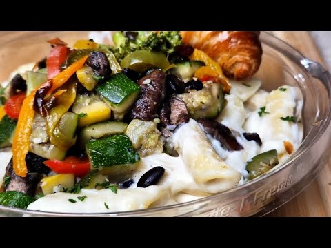 Delicious vegetable Alfredo pasta