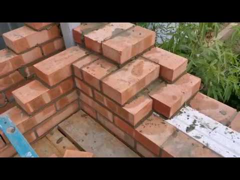 Кладка стены в полтора кирпича. Цепная перевязка.