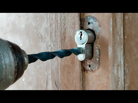 Zárbetét kifúrása!