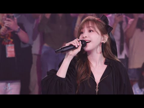 [4K60Fps] 王心凌 - 當你 230507 深圳鴻榮源商演 (轉自微博：萬千星輝_王心凌)