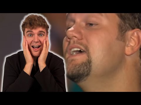 David Phelps sings O HOLY NIGHT! | Professional Singer REACTS