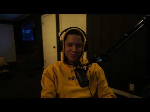 pixelated kisses by joji - first reaction