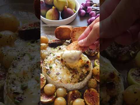 Baked Camembert with Figs & Honey | Easy Gourmet Appetizer  #shorts