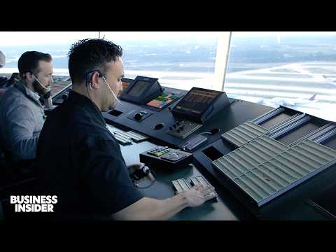 Why Air Traffic Controllers Have One Of The Hardest Jobs In The World
