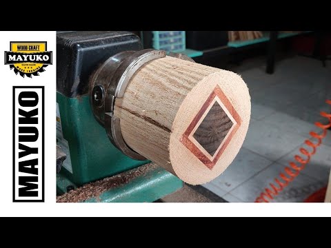 WOODTURNING CURLY MANGO WOOD