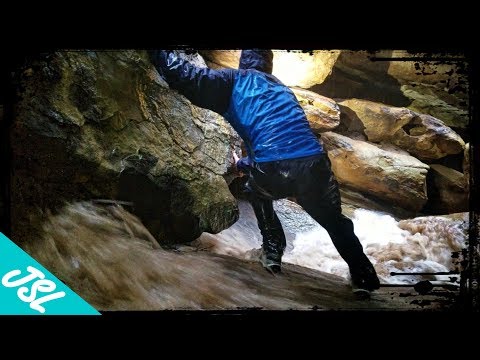 Flash Flood in Hidden Cave!