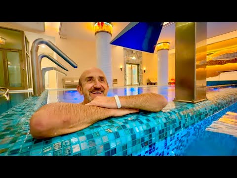 At the Luciano Hotel, Vlad and I are having FUN non-stop😁😂😁!