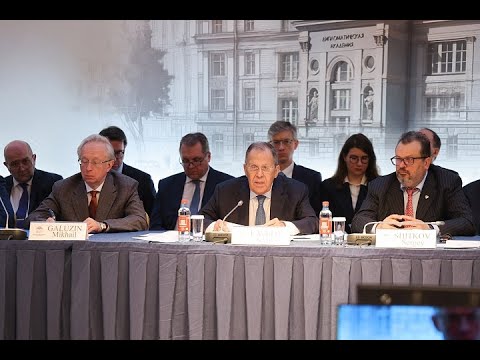 С.Лавров на «круглом столе» на тему «Украинский кризис. Дипломатия и перспективы урегулирования»