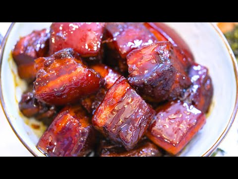 Melt-in-Your-Mouth Chinese Braised Pork Belly with Tea Brine (茶香南乳红烧肉)