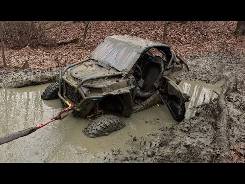 Kreature offroad wrecker in action