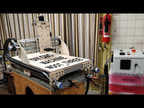 Moot Three CNC Machine   SBR20 Linear Rails / SFU1605 Ballscrews