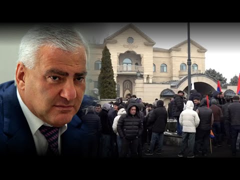 Սամվել Կարապետյանն ԱԱԾ-ից դուրս է գալիս. ինչ է կատարվում նրա առանձնատան դիմաց. ՈՒՂԻՂ
