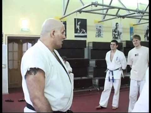 Лоу-кик. Ю.Федоришен