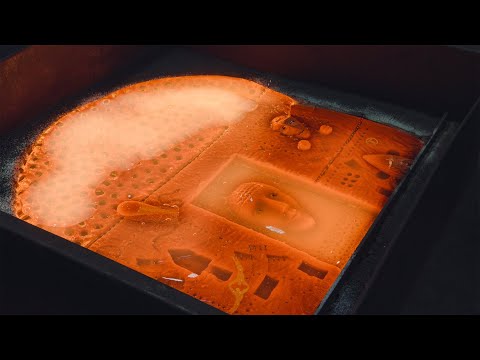 Guest Artist Demonstration | Bertil Vallien & Kosta Boda: Passing Through