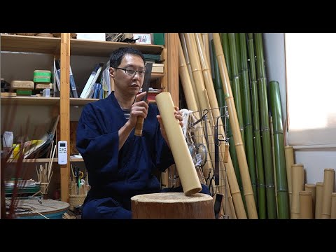 これぞ職人技！竹を編み込んだお皿を作るプロセス。