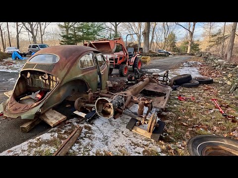 FREE OLD CAR - Oval VW Beetle Rescue | Removing the Twisted Body off the Karmann Ghia Chassis.