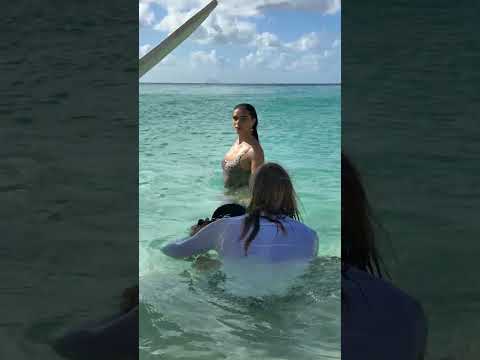 A little weekend energy via our summer campaign—you’re welcome.