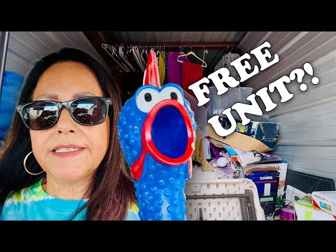 FREE Storage Unit Pick — Hidden Treasures or Total Trash? 🤣