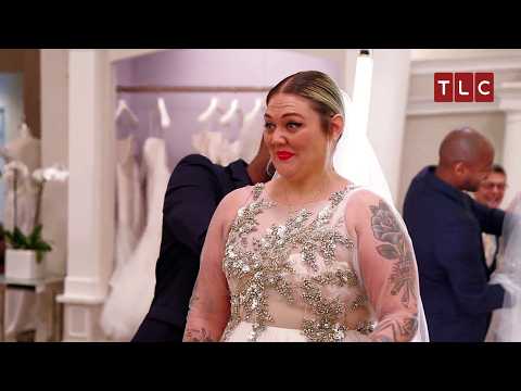 Elle King’s Stylish Wedding Dresses Tested by Mum | Say Yes To The Dress TLC