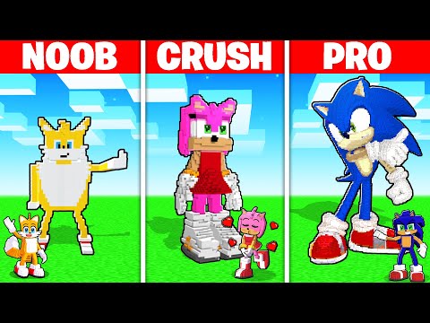 NOOB vs CRUSH vs PRO in Minecraft Build Battle