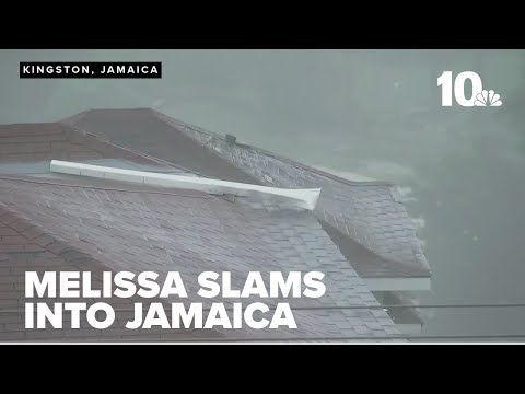 Hurricane Melissa brings heavy rain to Kingston, Jamaica