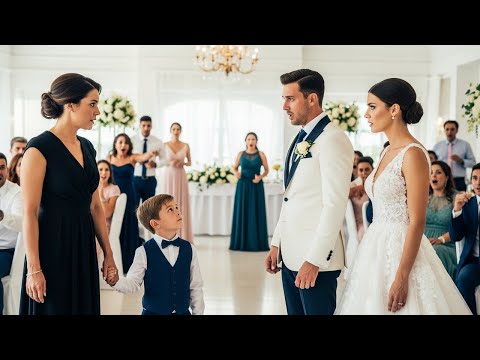 Муж бросил ее с сыном в нищете, а через 6 лет онемел, когда она вошла в зал на его свадьбе.