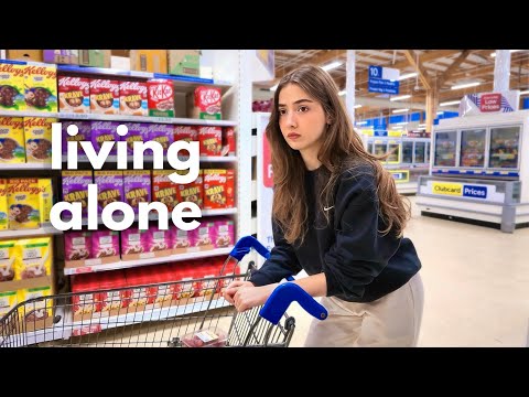 Living Alone vlog | 5am grocery shop, new monitor, meeting neighbours