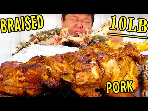 Brother Monkey cooked a 10-pound leg of lamb and put it in the oven, holding it whole and gnawing it