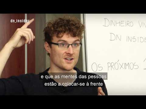 Paddy Cosgrave com estudantes: os desafios da próxima década
