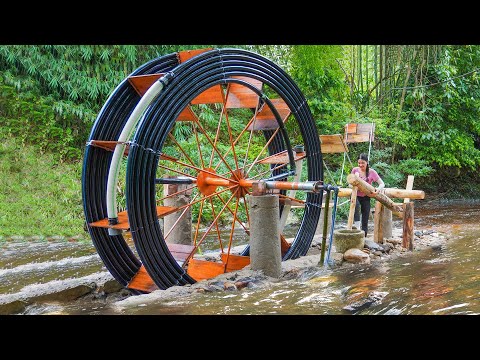 Creative Primitive Rice Pounding Mortar Powered by Water Cycle - Giant Water Wheel Project