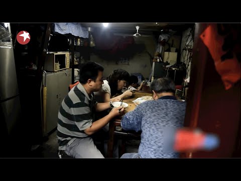 上海老中青三代,一家4口挤在12平米破房子,零采光不通风,看看设计师如何花9万爆改成4室一厅#梦想改造家 第一季 S01EP09