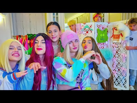 BFFs Cheerleaders at a Sleepover in the Girls' Bunny Room🤯!! The Boys Are Watching Their Girlfrie...
