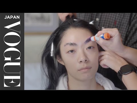 リナ・サワヤマのバレンシアガのショーへの準備に密着！ | VOGUE JAPAN