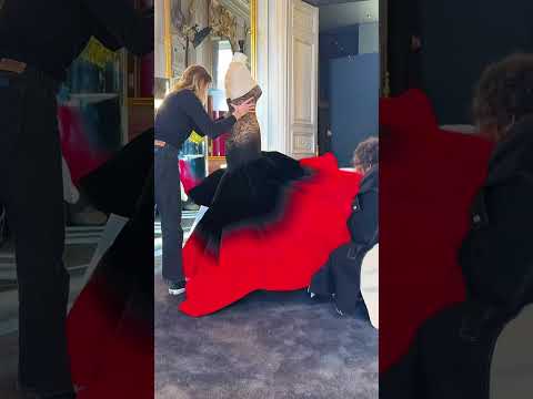 And then Margots dress showed up nbd💚 #short #shorts #focisca